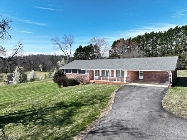 $318,000 | 1871 Boone Trail, North Wilkesboro, NC 28659