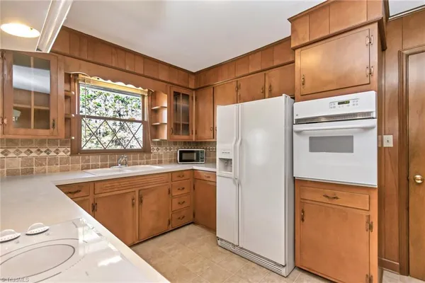 $318,000 | 1871 Boone Trail, North Wilkesboro, NC 28659