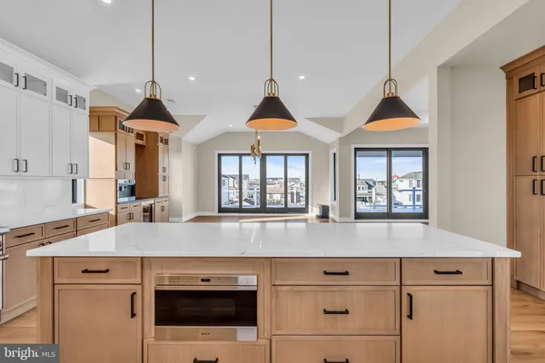 $2,850,000 | 1166 Jennifer Lane, Manahawkin, NJ 08050