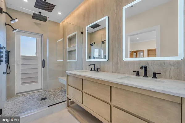 $2,850,000 | 1166 Jennifer Lane, Manahawkin, NJ 08050