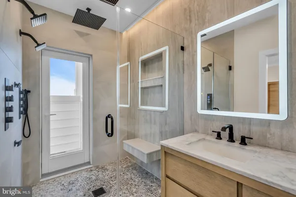$2,850,000 | 1166 Jennifer Lane, Manahawkin, NJ 08050