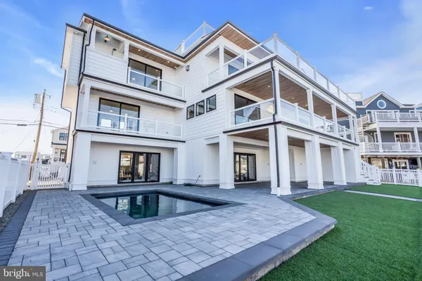 $2,850,000 | 1166 Jennifer Lane, Manahawkin, NJ 08050
