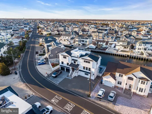 $2,850,000 | 1166 Jennifer Lane, Manahawkin, NJ 08050