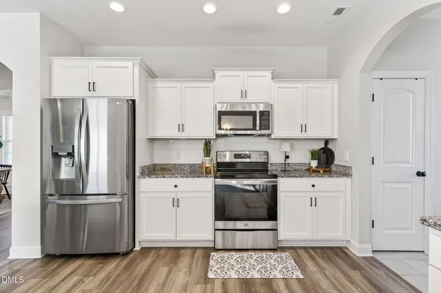 $379,000 | 108 Pointe Drive, La Grange, NC 28551