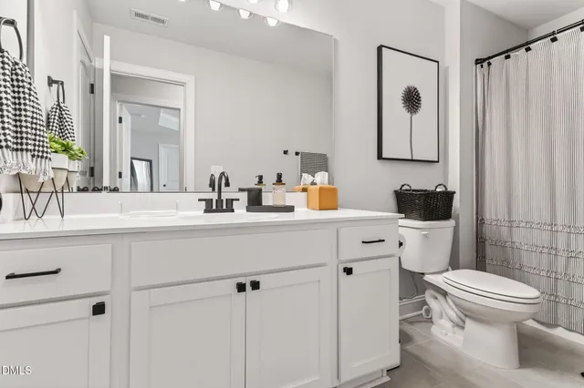 $379,000 | 108 Pointe Drive, La Grange, NC 28551