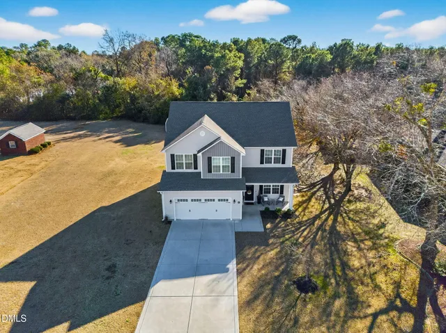 $379,000 | 108 Pointe Drive, La Grange, NC 28551