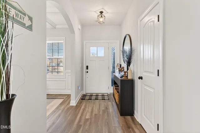 $379,000 | 108 Pointe Drive, La Grange, NC 28551