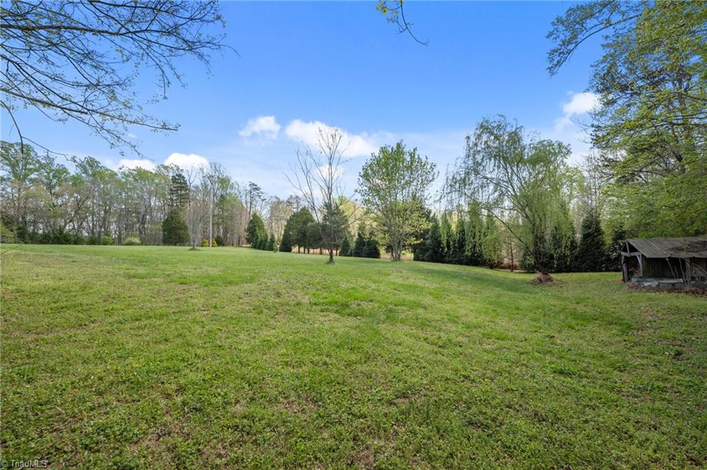 256 Bear Road Madison, NC 27025 - Photo 34 of 50