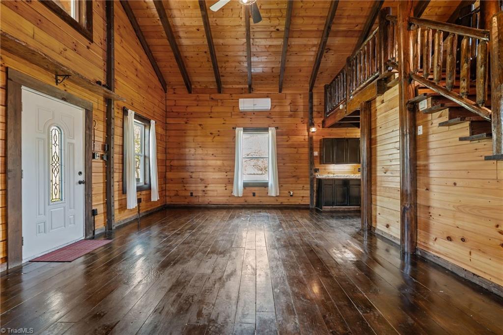 256 Bear Road Madison, NC 27025 - Photo 8 of 50