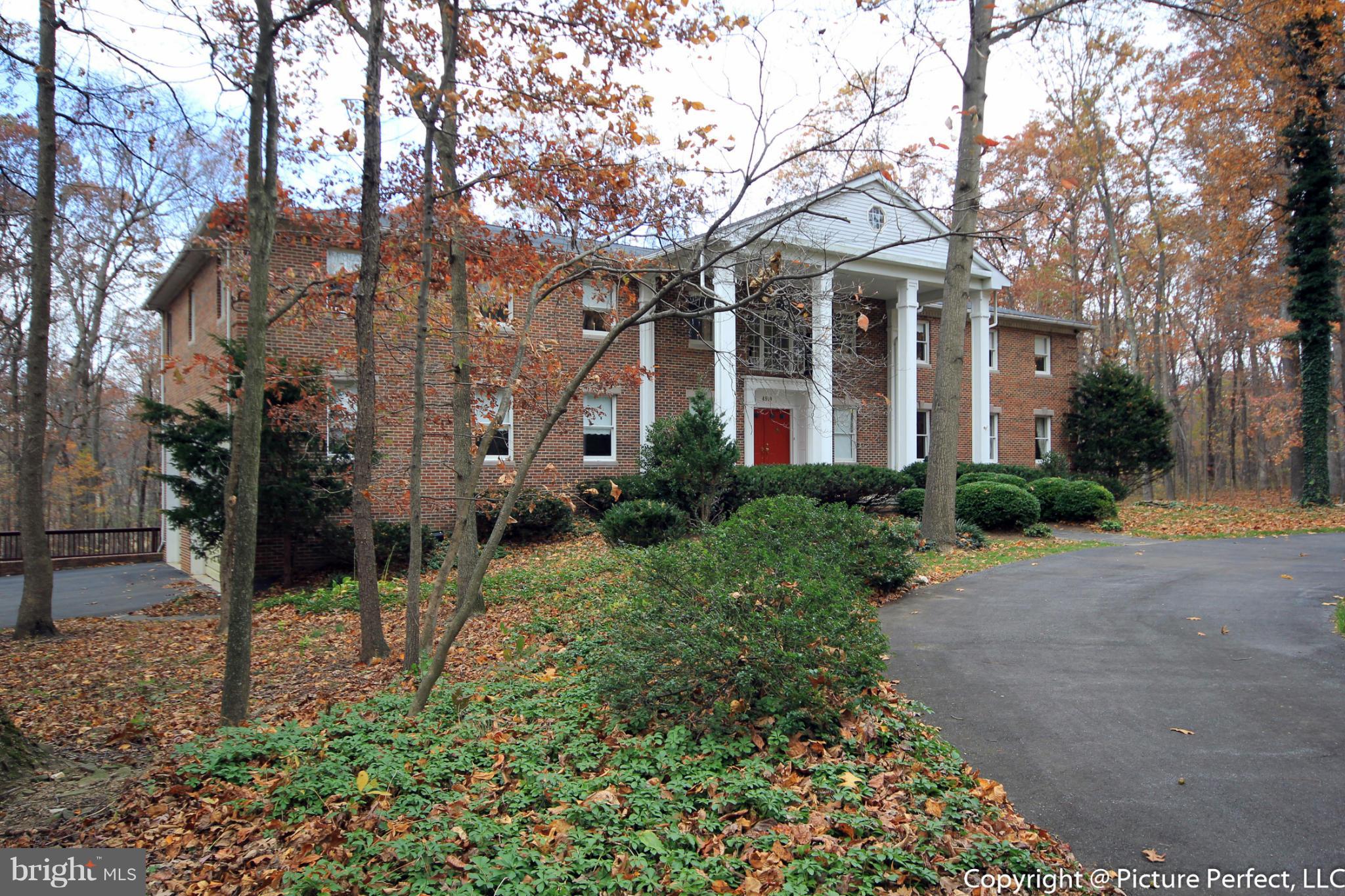 4919 Sundown Road Laytonsville, MD 20882 - Photo 2 of 30 Exterior (Front)