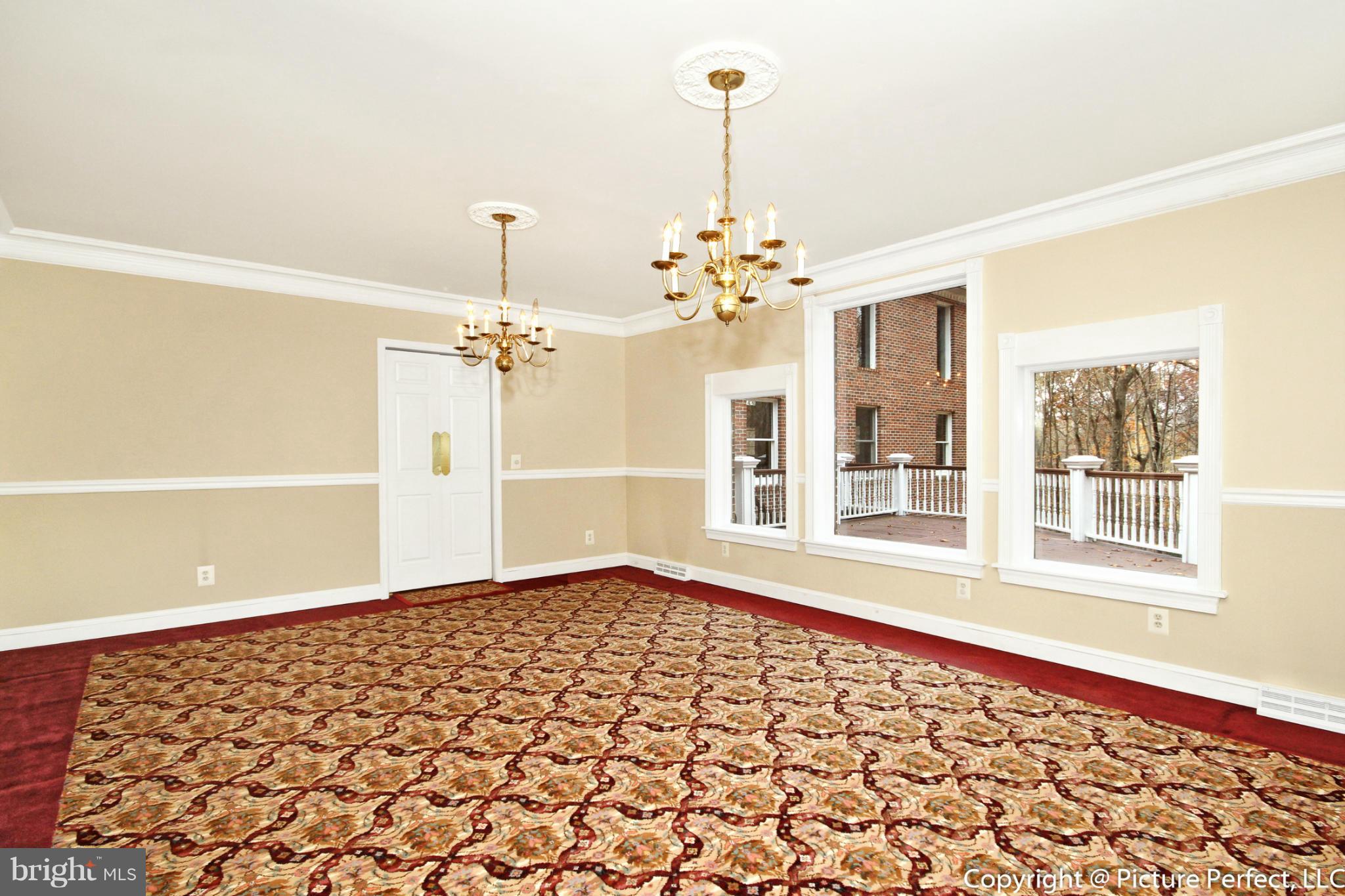 4919 Sundown Road Laytonsville, MD 20882 - Photo 11 of 30 Dining Room