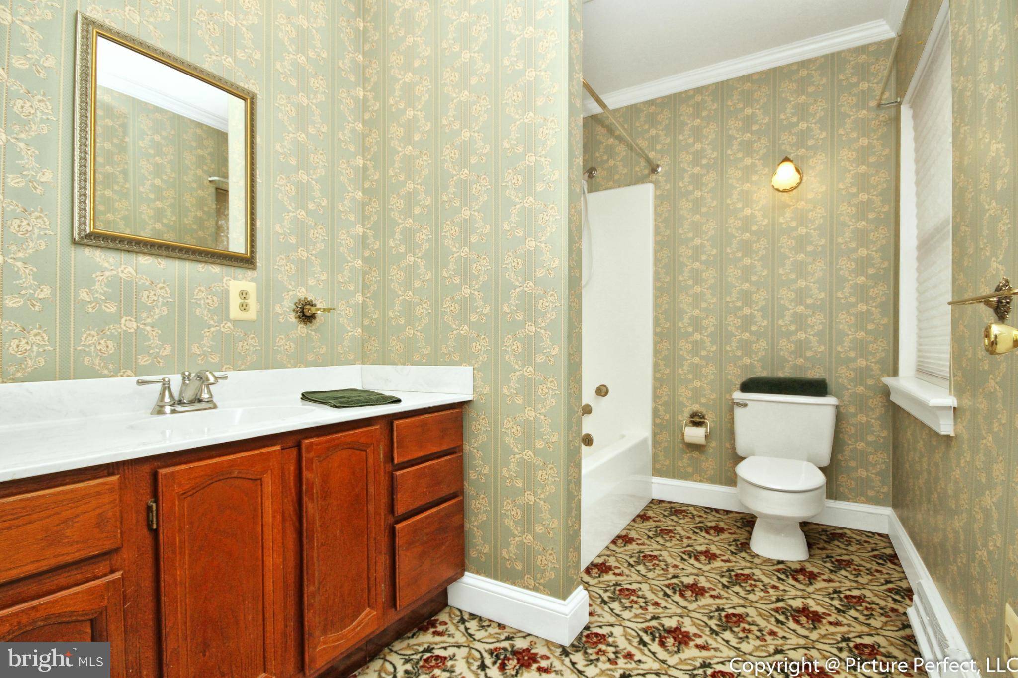 4919 Sundown Road Laytonsville, MD 20882 - Photo 23 of 30 Bath