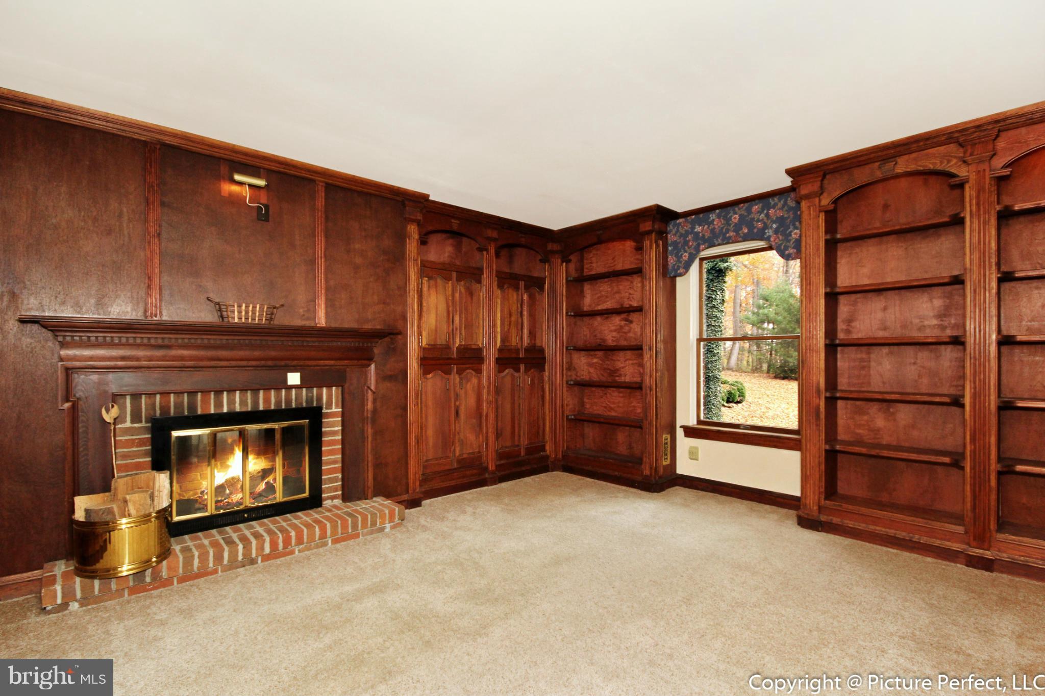4919 Sundown Road Laytonsville, MD 20882 - Photo 10 of 30 Family Room