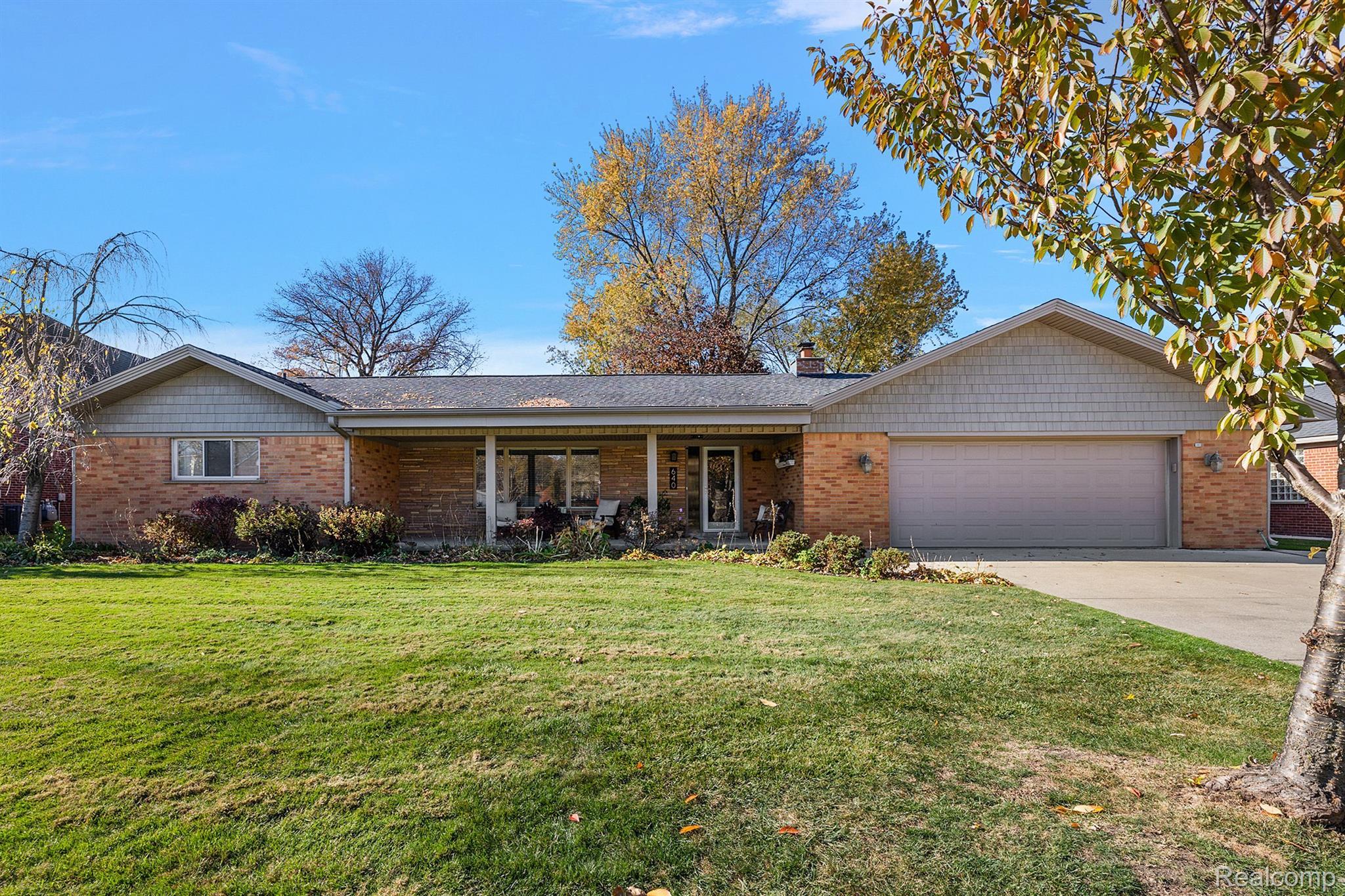 640 Ridgemont Avenue Dearborn, MI 48124 - Photo 3 of 74 Gallery Image 3