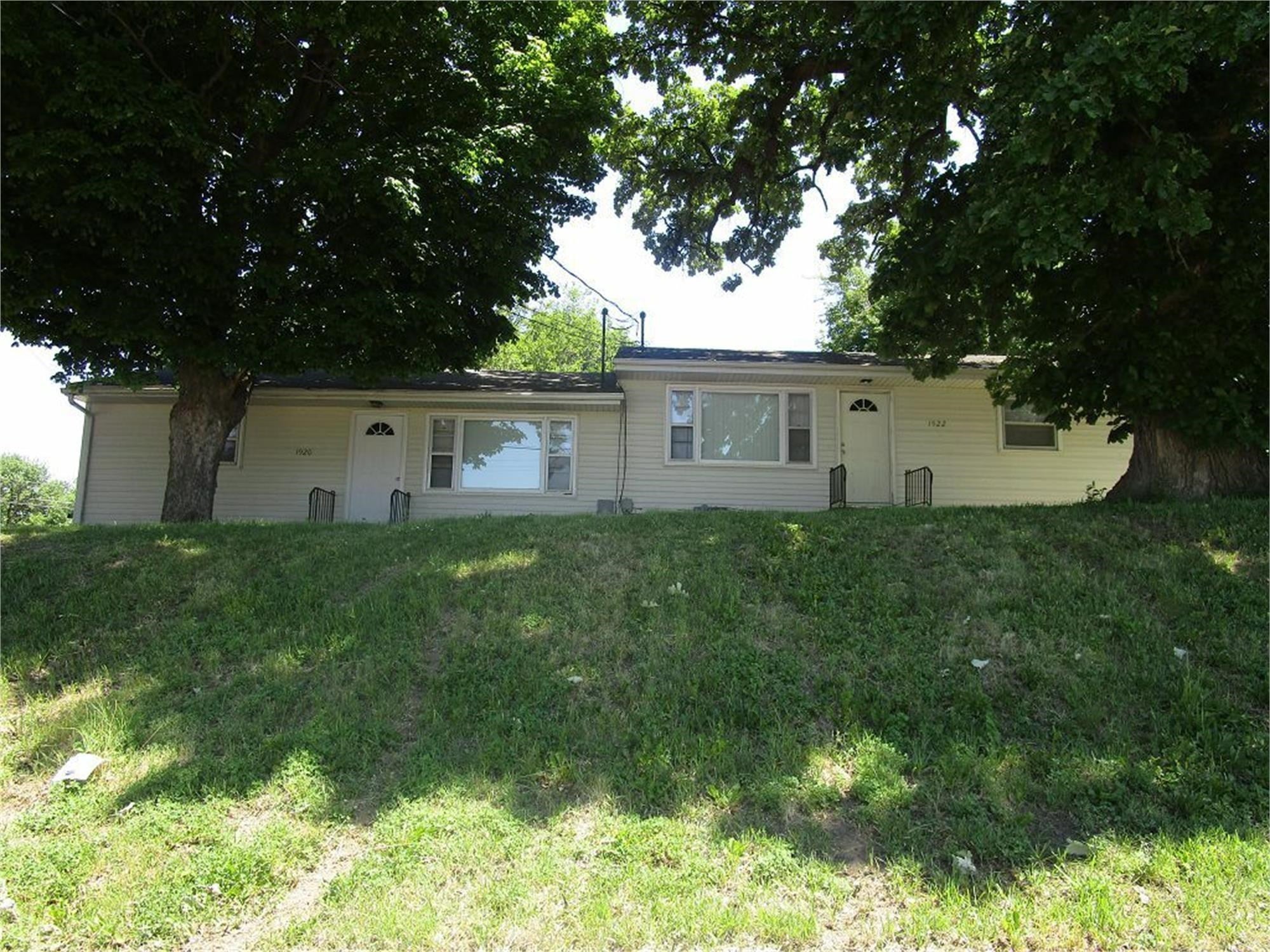 1920-1922 Waterloo Road Cedar Falls, IA 50613 - Photo 1 of 1 Gallery Image 1