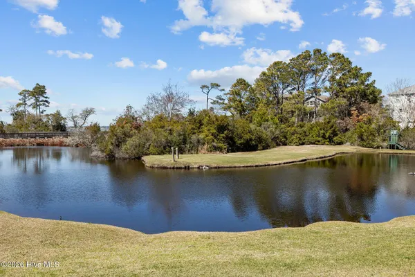 $899,000 | 310 Lord Berkley Drive, Emerald Isle, NC 28594