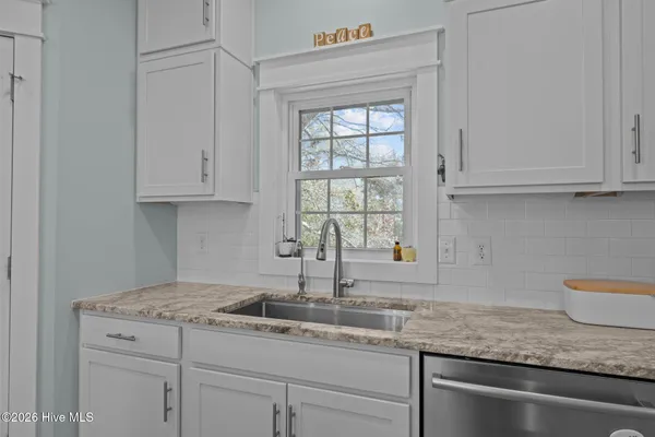 $899,000 | 310 Lord Berkley Drive, Emerald Isle, NC 28594