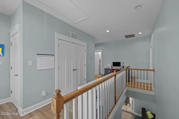 $899,000 | 310 Lord Berkley Drive, Emerald Isle, NC 28594