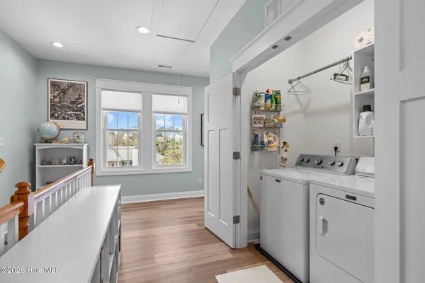 $899,000 | 310 Lord Berkley Drive, Emerald Isle, NC 28594