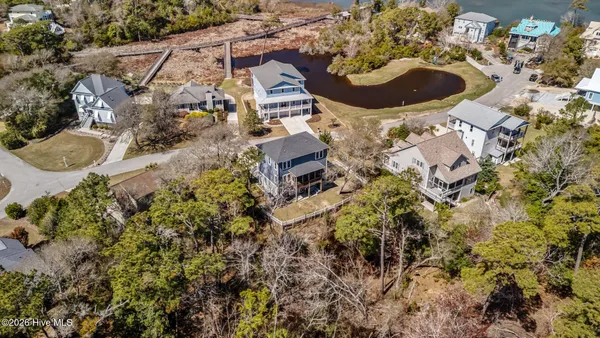 $899,000 | 310 Lord Berkley Drive, Emerald Isle, NC 28594