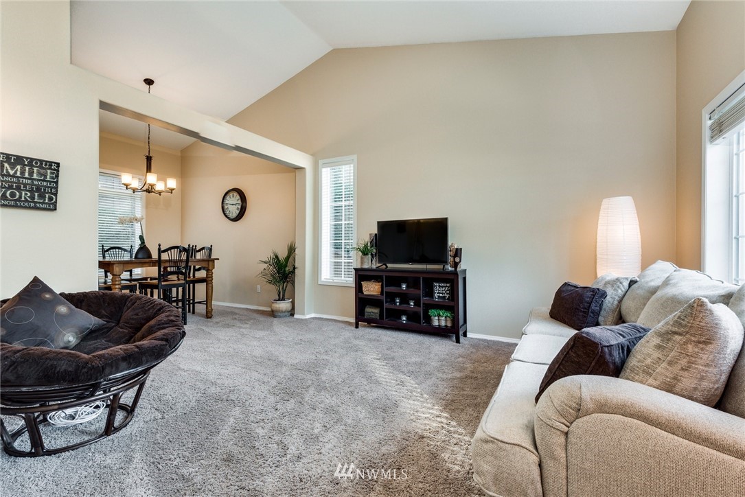 3418 201st Place Southeast Bothell, WA 98012 - Photo 4 of 25