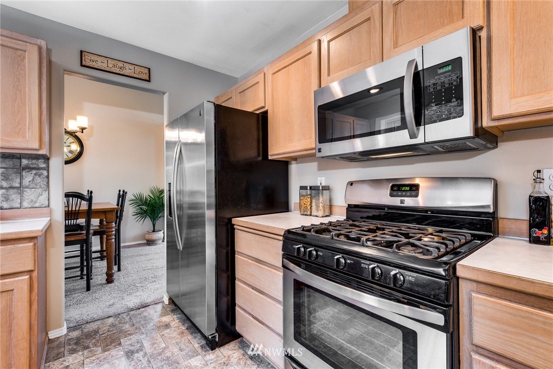 3418 201st Place Southeast Bothell, WA 98012 - Photo 6 of 25