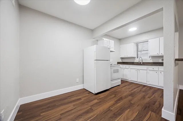 $995 | 405 Hawthorne Street, Unit 5, Houston, TX 77006