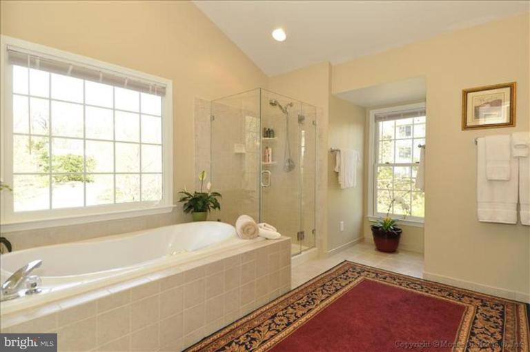 18704 Severn Road Gaithersburg, MD 20879 - Photo 16 of 30 Master Bath #2