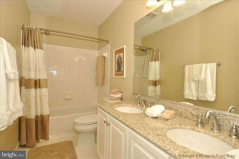 18704 Severn Road Gaithersburg, MD 20879 - Photo 19 of 30 Bath #2