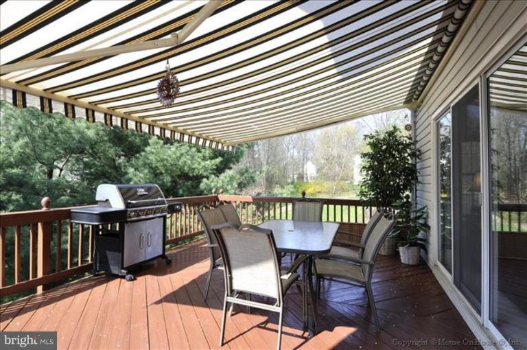18704 Severn Road Gaithersburg, MD 20879 - Photo 22 of 30 Deck