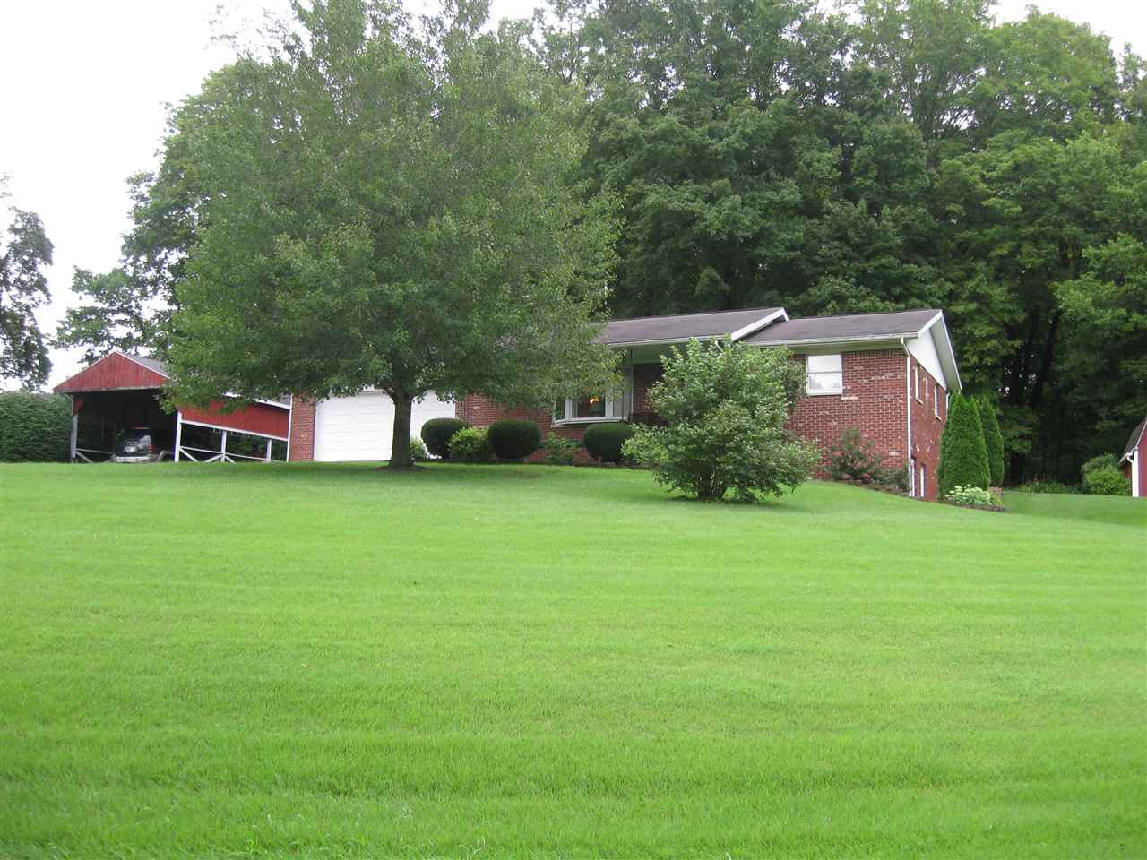 2224 North Pike Road Bedford, IN 47421 - Photo 1 of 20