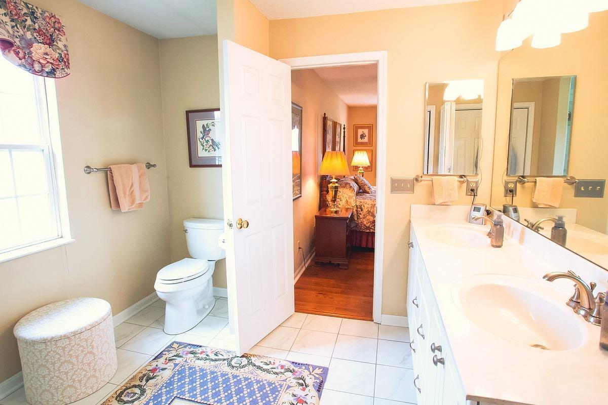841 Neeb Road, Unit 5 Cincinnati, OH 45233 - Photo 25 of 33 Gallery Image 25