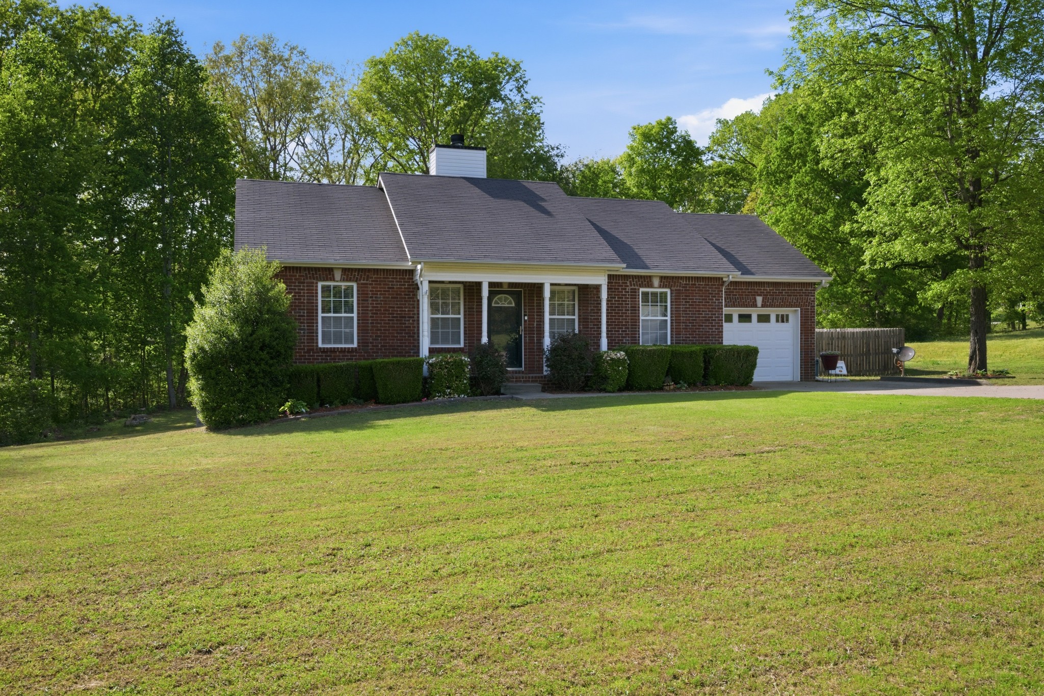 504 Daugherty Lane Burns, TN 37029 - Photo 4 of 30