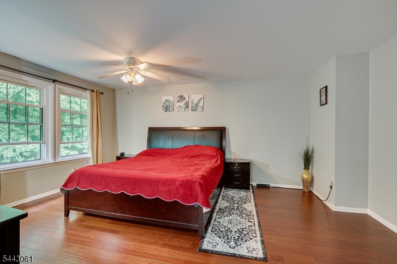 4506 Stonehedge Road Edison, NJ 08820 - Photo 30 of 46