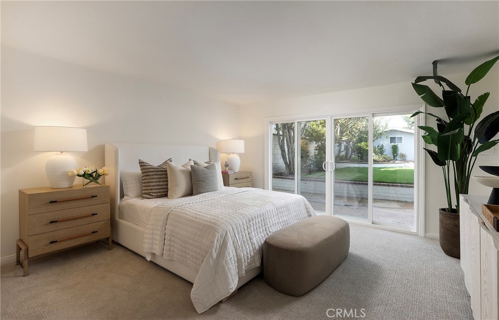 502 Kings Road Newport Beach, CA 92663 - Photo 13 of 46 Primary suite on 1st floor