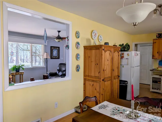 $465,000 | 979 Greenville Highway, Brevard, NC 28712