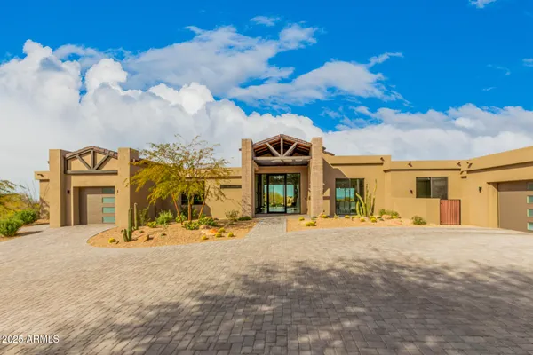 a view of a houses with a big yard