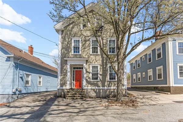 $5,500 | 104 Sheldon Street, Unit 2, Providence, RI 02906