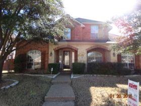 3104 Angus Drive Plano, TX 75025 - Photo 1 of 35 a front view of a house with garden