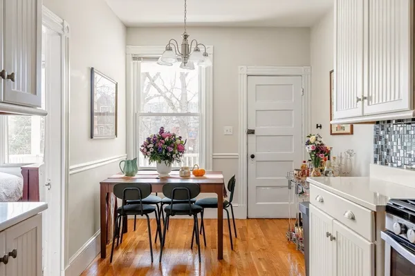 $3,750 | 1524 Cambridge Street, Unit 3, Cambridge, MA 02139