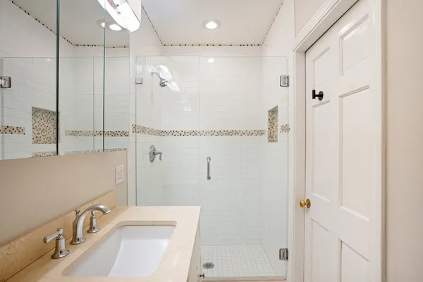 $3,750 | 1524 Cambridge Street, Unit 3, Cambridge, MA 02139