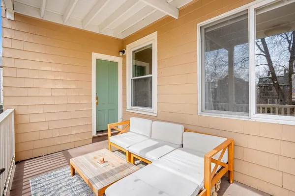 $3,750 | 1524 Cambridge Street, Unit 3, Cambridge, MA 02139