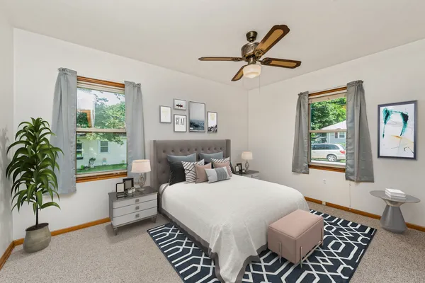 $2,500 | 319 North Lord Avenue, Carpentersville, IL 60110