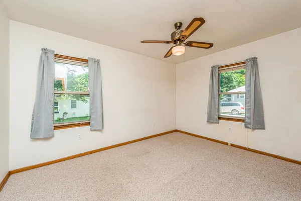 $2,500 | 319 North Lord Avenue, Carpentersville, IL 60110