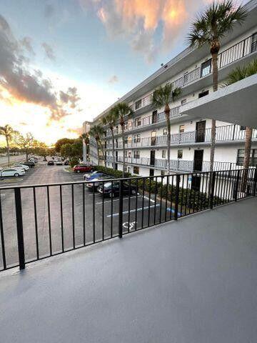 9235 Southwest 8th Street, Unit 403 Boca Raton, FL 33428 - Photo 15 of 15 20210905115512617295000000-o