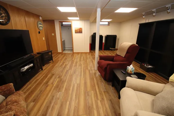 $550,000 | N11024 Deer Lake Road, Stephenson, WI 54104