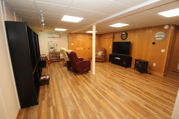 $550,000 | N11024 Deer Lake Road, Stephenson, WI 54104