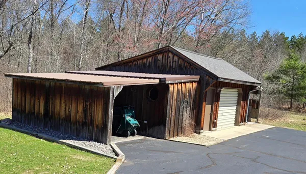 $550,000 | N11024 Deer Lake Road, Stephenson, WI 54104