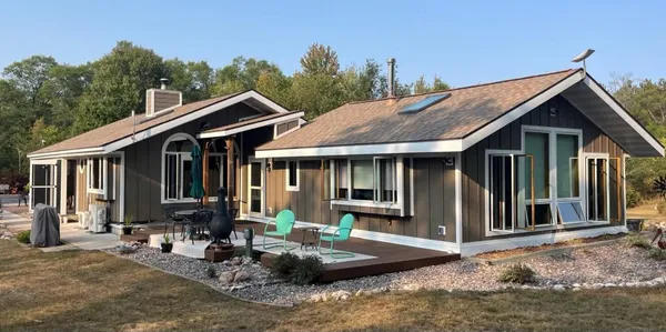 $550,000 | N11024 Deer Lake Road, Stephenson, WI 54104