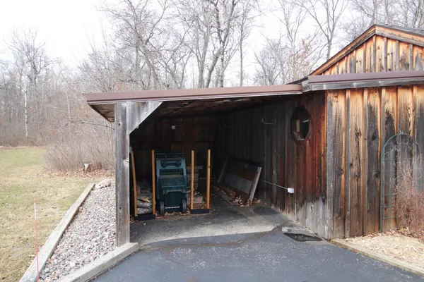 $550,000 | N11024 Deer Lake Road, Stephenson, WI 54104
